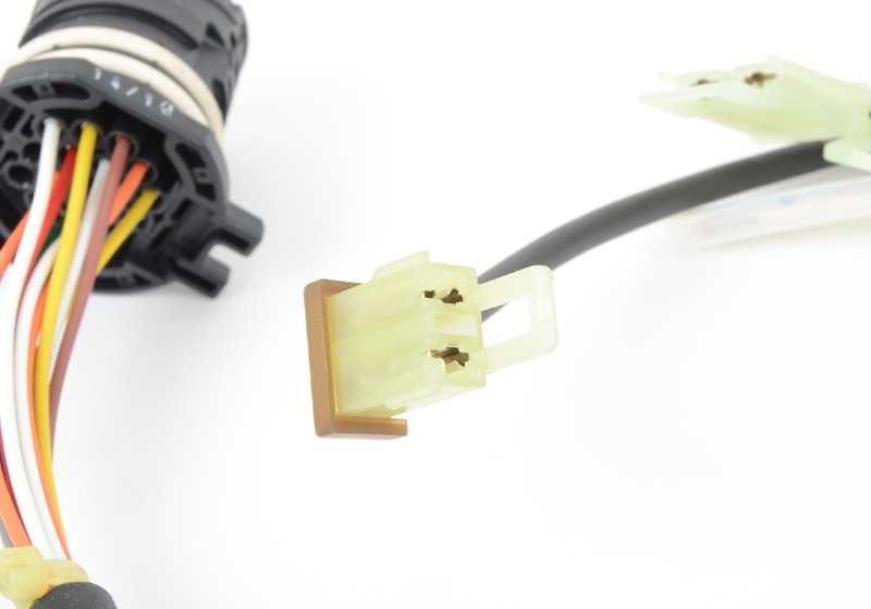 Cablaggio sensore di temperatura OEM 24341421745 per BMW E36, E34, E39, E32, E38. BMW originale.