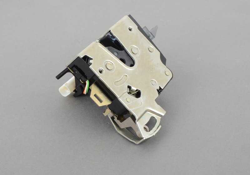 Cerradura puerta delantera derecha OEM 51218235102 para BMW E39, E38. Original BMW