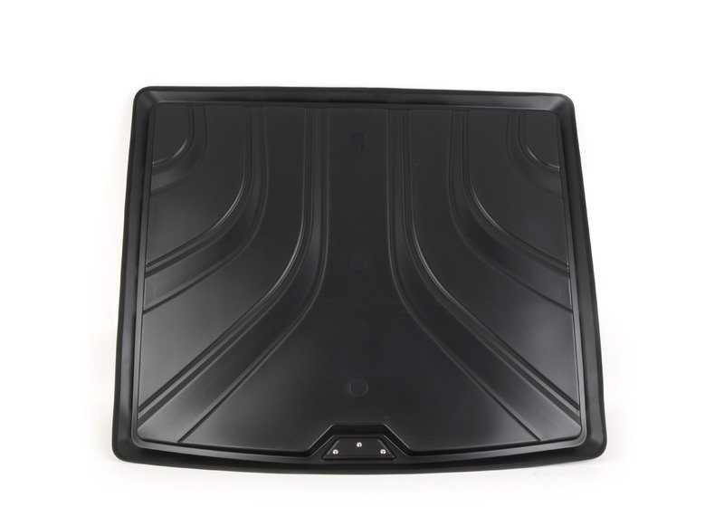 Alfombrilla cubre maletero rígida OEM 51472407173 para BMW X1 F48. Compatible con versiones sDrive y xDrive (16d, 18i, 20i, 20d, 25i). Diseño X-Line negro/plata. Original BMW.