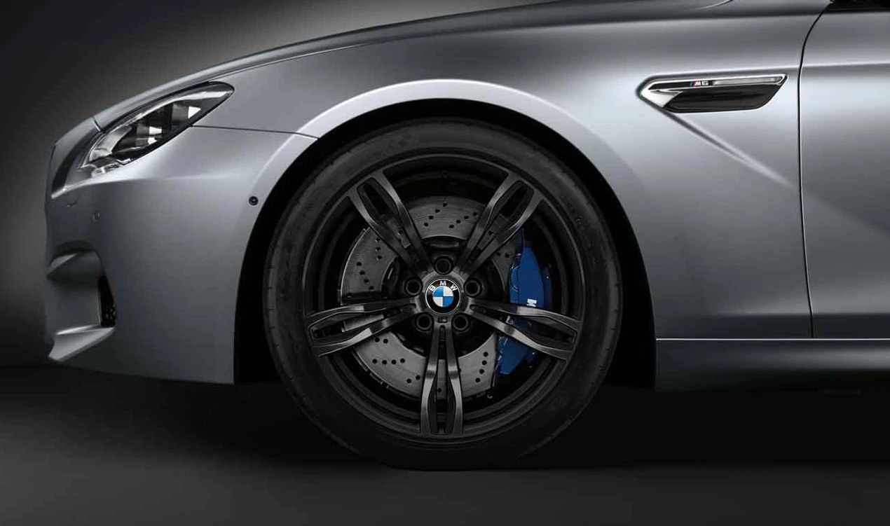 Llantas de aleación BMW M Doble Radio 343 negras mate 20" OEM 36112284602 para BMW F10 M5. Original BMW.