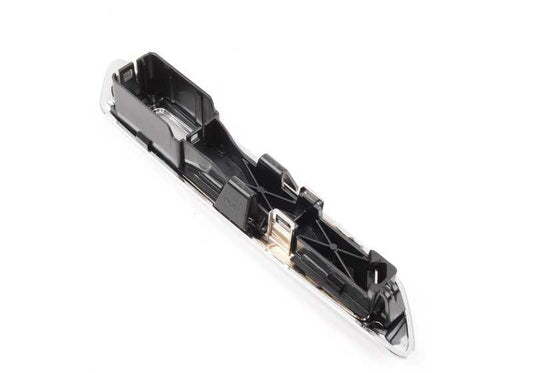 Paramento pared lateral delantero derecho OEM 51137336648 para BMW Serie 5 F10 LCI, F11 LCI. Original BMW.