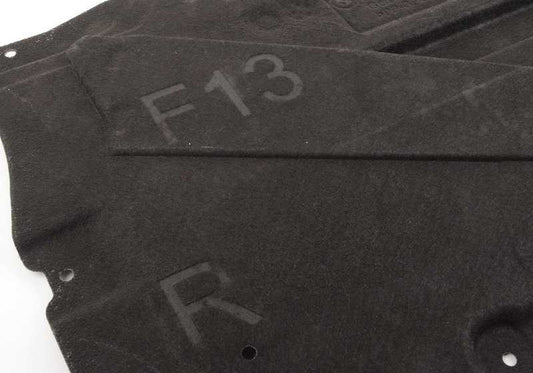 Cubierta inferior derecha OEM 51757244186 para BMW F12, F13. Acabado original BMW. Ideal para proteger los bajos del coche en modelos Serie 6. Pieza original para ajuste perfecto.