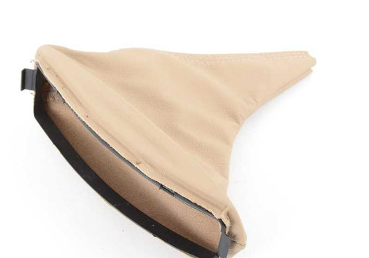 Cubierta de palanca de freno de mano en cuero Hellbeige OEM 34408227929 para BMW Serie 3 E46. Original BMW.