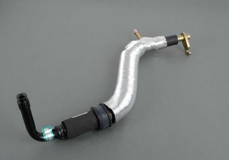 Tubería de succión evaporador-compresor para BMW Serie 7 E32 (OEM 64531382771). Original BMW.