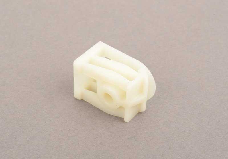 Clip de plástico OEM 07147311312 para BMW {F40, F70, F44, F45, F46, F87, G42, U06, F74, F78, G87, G20, G21, G28, G80, G81, F32, F33, F36, G22, G23, G26, G82, G83, F07, F10, F11, F90, G30, G31, G60, G61, G68, G90, G99, F06, F12, F13, G32, F01, F02, F