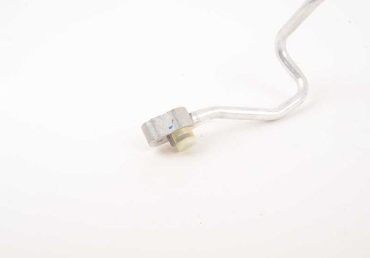 Kompressor-Kondenser-Druckrohr für BMW F52 Serie 1, F45, F46 Serie 2, X1 F48, X2 F39 und Mini F54, F55, F56, F57, F60 (OEM 64539209726). Original BMW