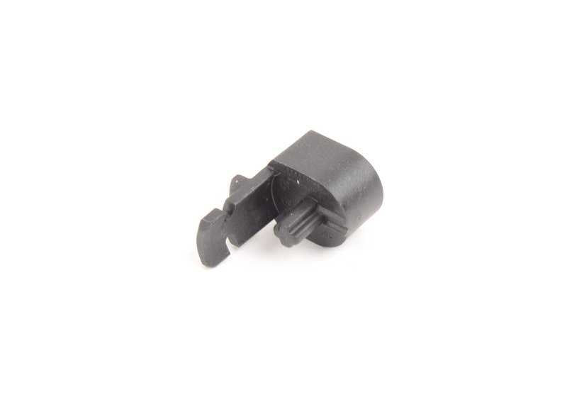 Tapón OEM 63117369154 para BMW F25 y F26. Recambio original BMW. Ideal para faros halógenos u otros elementos compatibles. Pieza nueva y original garantizada.
