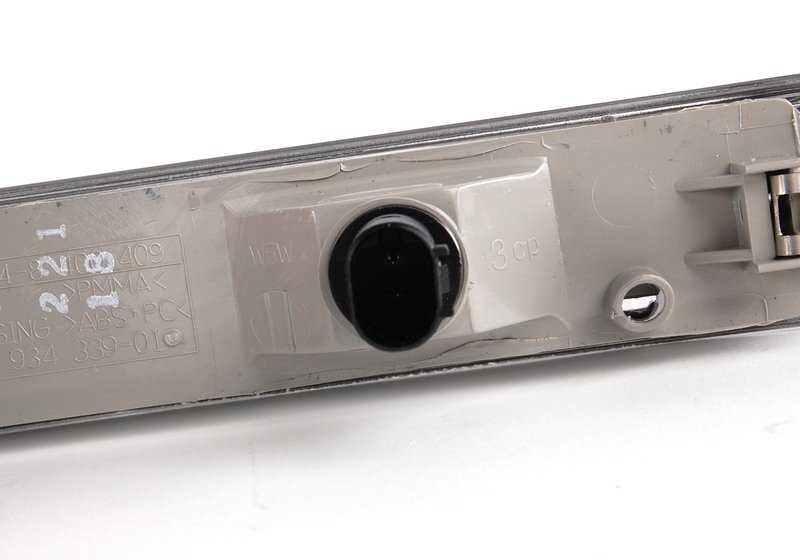 Luz de posición lateral izquierda OEM 63148400409 para BMW Z3 E36. Original BMW.