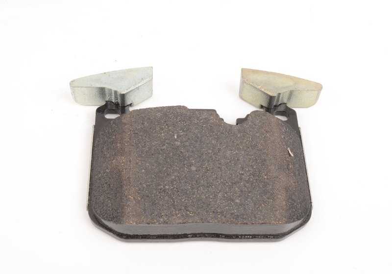 OEM brake pills set 3410687878 for BMW F30, F31, F34, F35, F32, F33, F36. Original BMW.