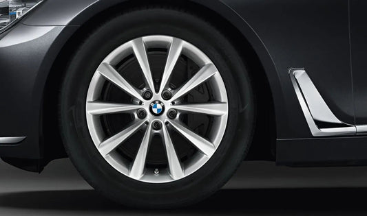 Jante de alumínio de 18" OEM 36116867338 para BMW 6' G32 GT, 7' G11, 8' G14 Convertible... e muito mais. BMW original.