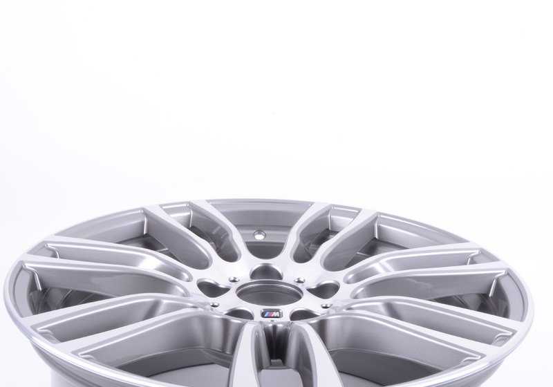 Piene in lega M Star 403M OEM 36117850020 per BMW F30, F31, F32, F33, F36. BMW originale.