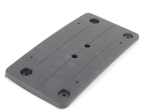 Soporte para matrícula OEM 51137344551 para BMW F10, F11, F15, F16, F20, F21, F22, F23, F25, F26, F30, F31, F32, F33, F34, F36, F45, F46, G30, G31, G32, G11, G12. Original BMW.