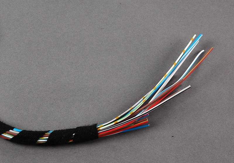 Kit reparación cableado portón trasero OEM 61128391788 para BMW E36. Original BMW.