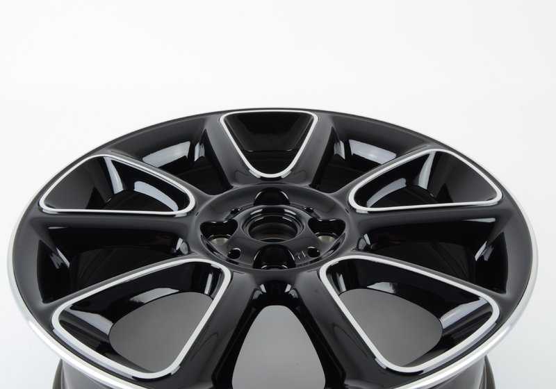 Llantas de aleación OEM 36116850504 Sandblast Turned 132 para MINI R55, R56, R57, R58, R59. Diseño bicolor negro/brillo, 17", ET48. Original MINI.