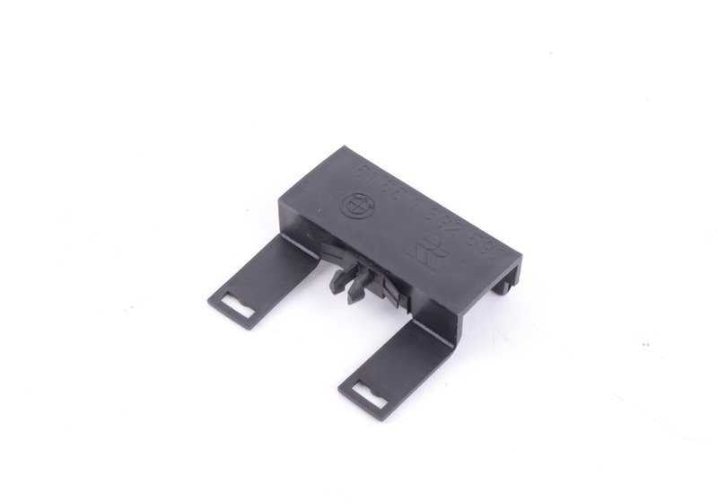 Soporte para manguera OEM 61661392597 para BMW E31. Original BMW.