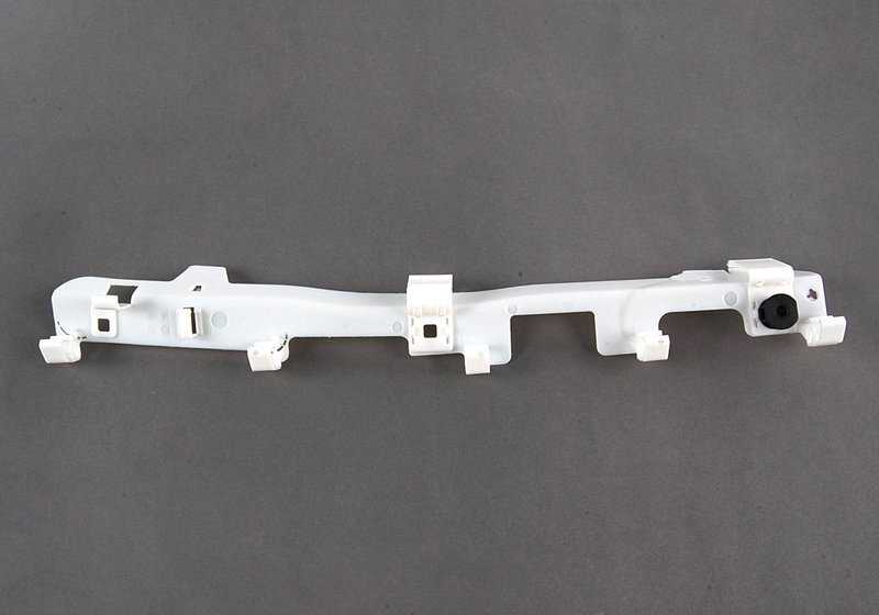 Soporte lateral izquierdo OEM 51438222917 para BMW Serie 3 E46. Original BMW.