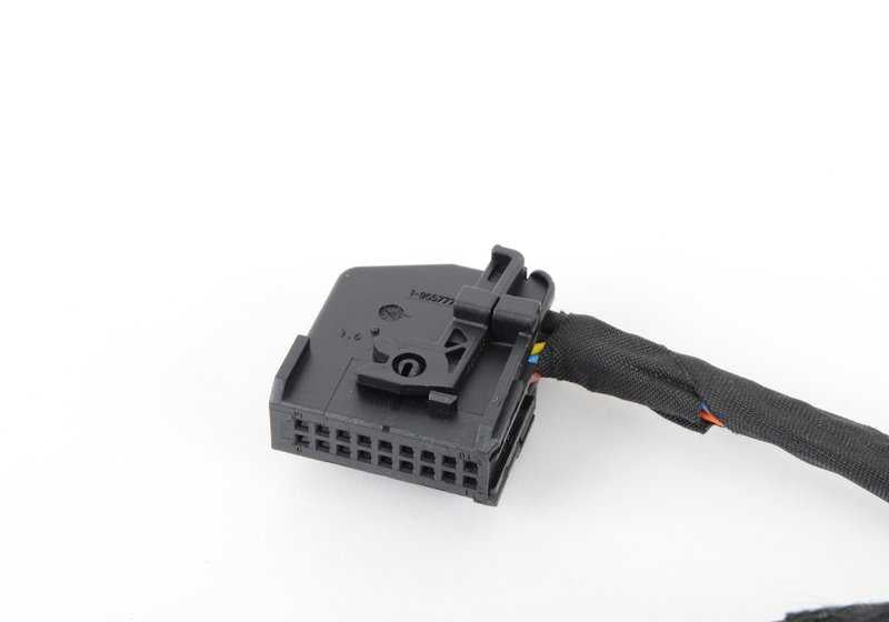 Módulo de reparación cámaras 360 Surround View OEM 61119374027 para BMW F90 (M5, M5 CS), G30 (518d) y G11/G12. Compatible con modelos indicados. Pieza original BMW.