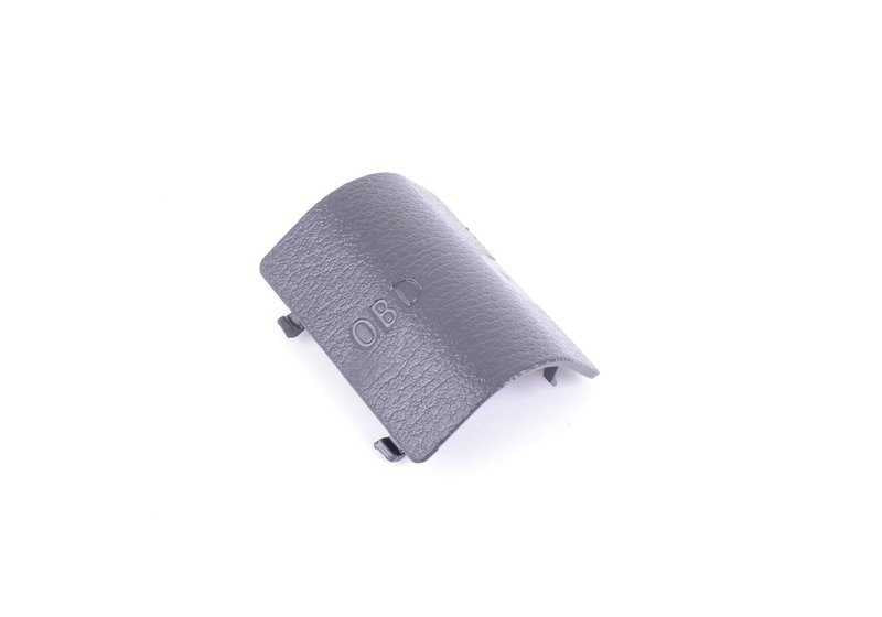 Tapa conector OBD (enchufe de diagnóstico) OEM 51439190686 para BMW F25, F26. Compatible con modelos X3 y X4 en varias versiones de motorización. Pieza original BMW.