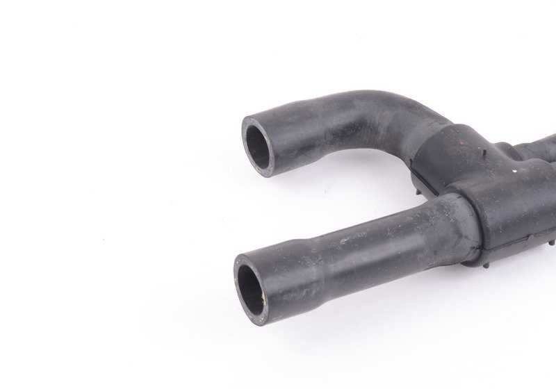 Tubo de anticongelante OEM 64218390765 para BMW E38 750i e 750il (Motor M73, anos 1994-2001). BMW original.