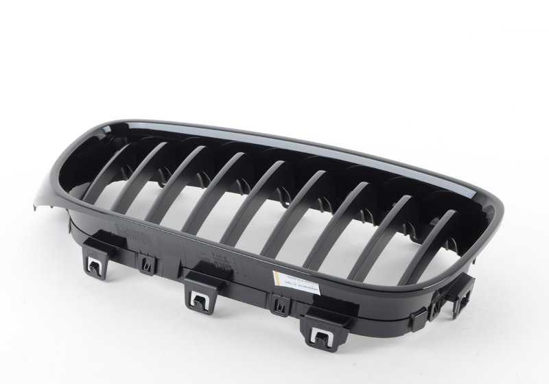 M Performance front grilles in gloss black for BMW F34, F34N (OEM 51712410146). Original BMW.