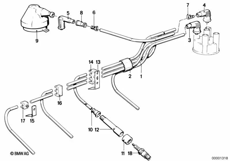 Enchufe antiparasito OEM 12121279568 para BMW Serie 3 E21, Serie 5 E12, Serie 5 E28, Serie 6 E24, Serie 7 E23. Original BMW.