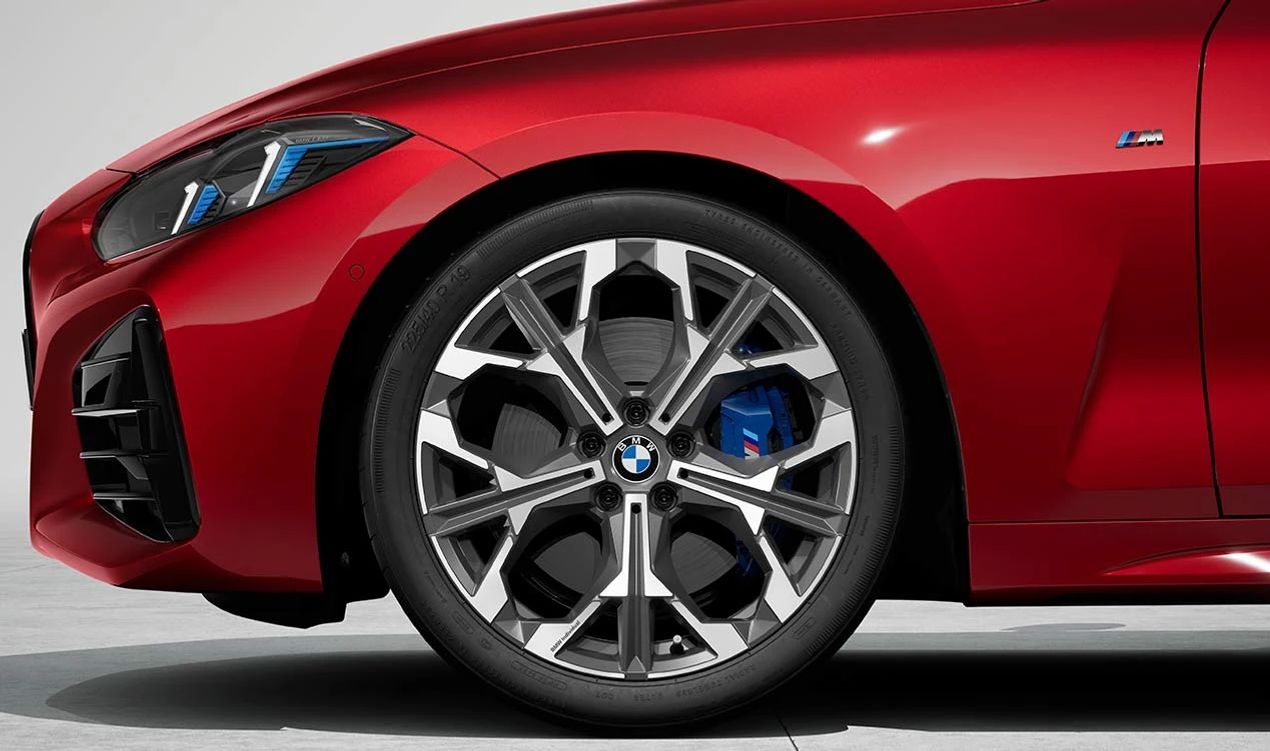 Llanta de aleación original BMW 19" diseño Y-Spoke 1038i OEM 36115A64AF3 para BMW G42, G20, G21, G28, G22, G23. Acabado bicolor frozen midnight glanzgedreht. Original BMW.