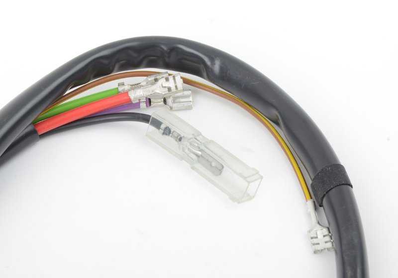 Interruptor de ignição OEM 61321355701 para BMW E12, E24. BMW original.