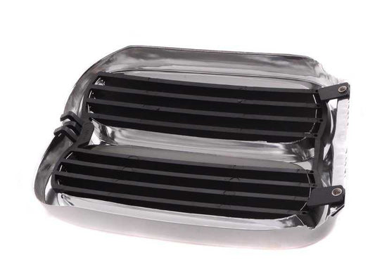 Rejilla decorativa central OEM 51131817683 para BMW Serie 5 E12. Original BMW