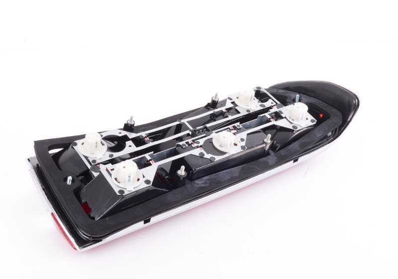 Piloto trasero izquierdo OEM 63211369265 para BMW E28. Original BMW