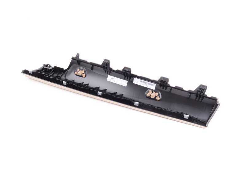 Revestimiento antepecho izquierdo OEM 51439150929 para BMW Serie 3 E93, E93 LCI, color CREAMBEIGE. Original BMW.