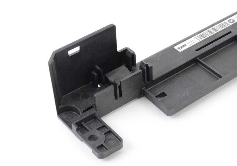 Soporte inferior del módulo del radiador OEM 17117848789 para BMW F87, F80, F82, F83. Original BMW.