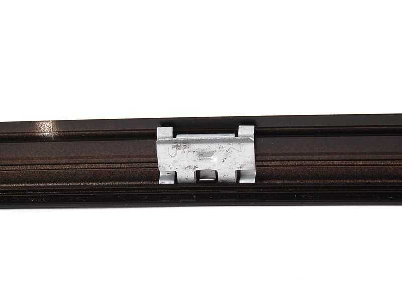 Janela de quadro superior embelencial OEM da porta traseira direita 5135707288 para BMW E60. BMW original.