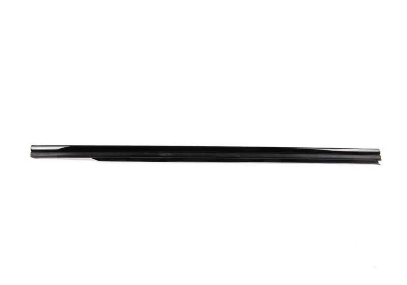 Right Encotvery Board 51367891912 pour la série BMW 3 E46. BMW d'origine.
