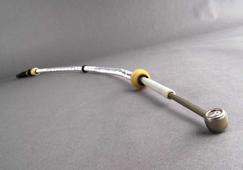 Cable de mando del árbol de levas OEM 25117531708 para MINI R53 Cooper S (2001–2006). Original MINI.