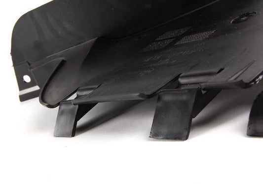 Garniture inférieure gauche de compartiment moteur OEM 51718150449 pour BMW Série 7 E38 (725tds, 728i, 728iL... et plus). Véritable BMW.