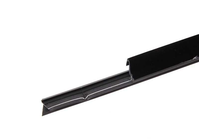 Sellado exterior del marco de la ventana derecha OEM 51228204232 para BMW E38. Original BMW.