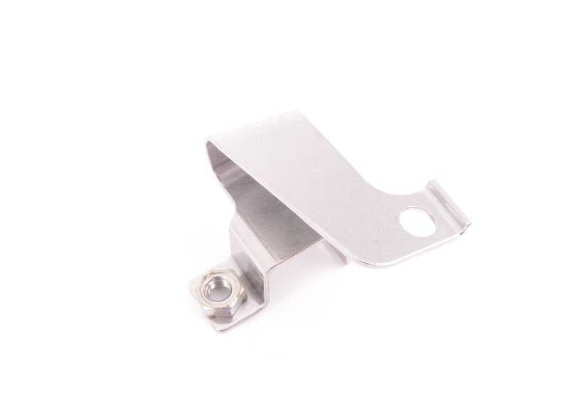 Soporte de línea de presión OEM 13537537321 para BMW E65 y E66. Original BMW.