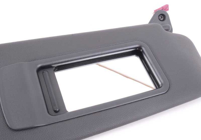 Visera parasol derecha con espejo OEM 51167252052 para BMW E90, E91, E84. Color negro. Compatible con todos los modelos indicados. Recambio original BMW.