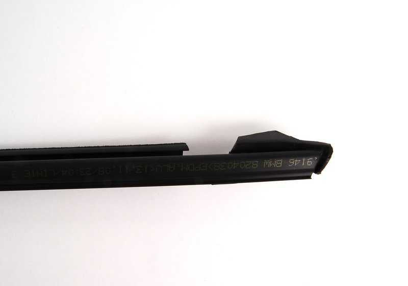Burlete exterior ventanilla izquierda OEM 51228204231 para BMW Serie 7 E38 (728i, 730i, 735i, 740i) todos los modelos compatibles. Original BMW.