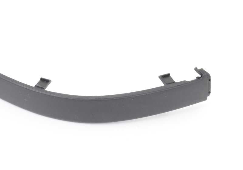 Moldura trasera izquierda cromada OEM 51128184511 para BMW Serie 5 E39. Original BMW.