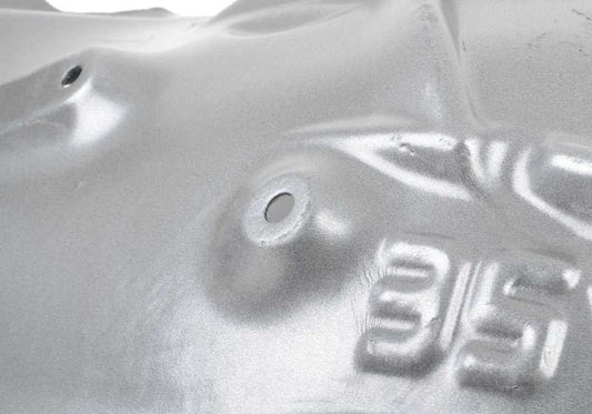 Cubierta interior de paso de rueda delantera derecha OEM 51717260704 para BMW F32, F33, F36. Original BMW.