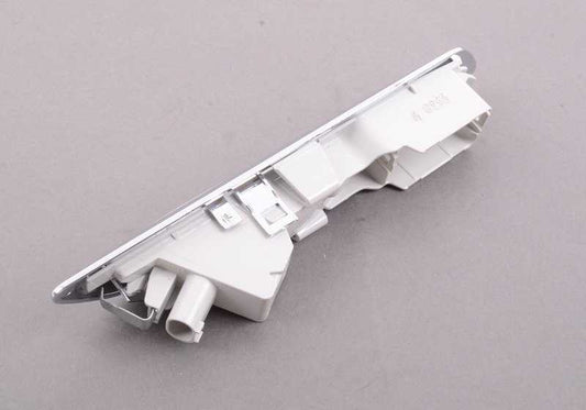 Intermitente lateral derecho OEM 63137154170 para BMW F10, F11, F18. Original BMW.