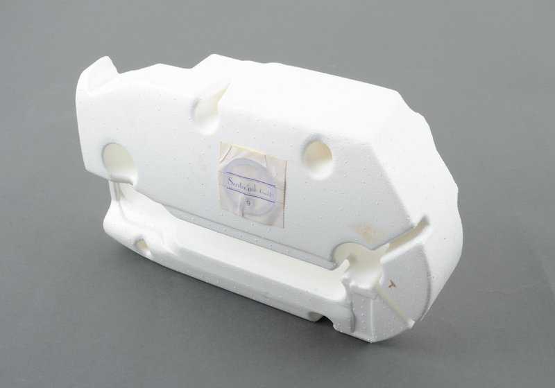 Knieschutz für die Lenksäule für BMW E46 (OEM 51458201467). Original BMW.