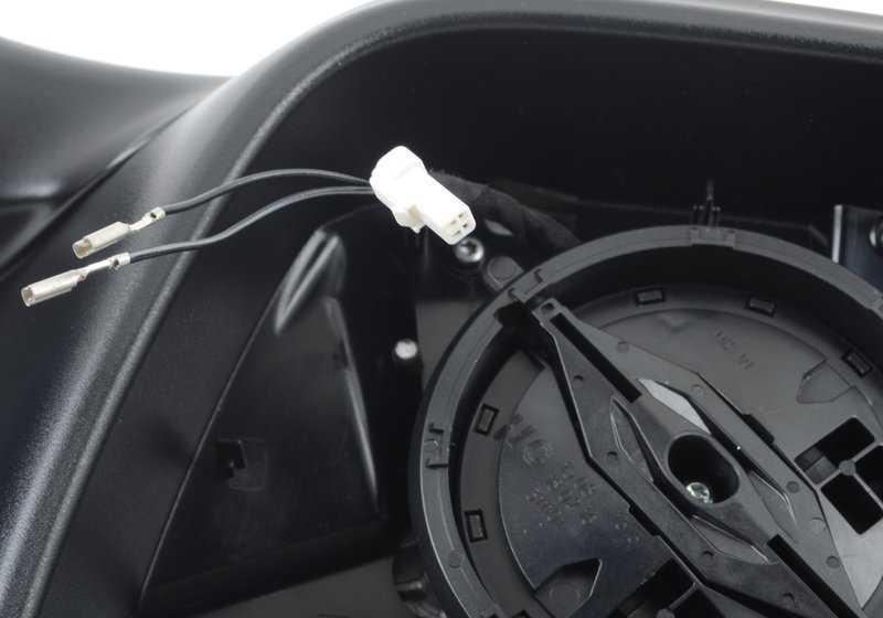 Retrovisor extérieur avec chauffage gauche pour la série BMW 3 F30, F31, F35 (OEM 51167345701). BMW d'origine