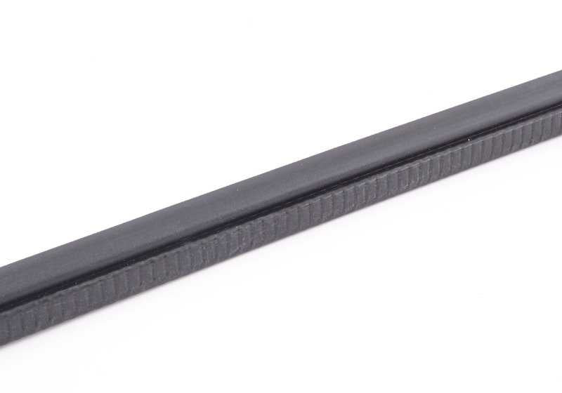 Junta paragolpes delantero OEM 51718233431 para BMW Serie 3 E46 (05/1998 — 07/2005). Original BMW.