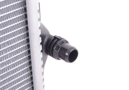 Radiatore d'acqua aggiuntivo per BMW F20N, F21N, F22, F23, F30, F31, F34, F35N, F32, F33, F36 (OEM 17117628057). BMW originale