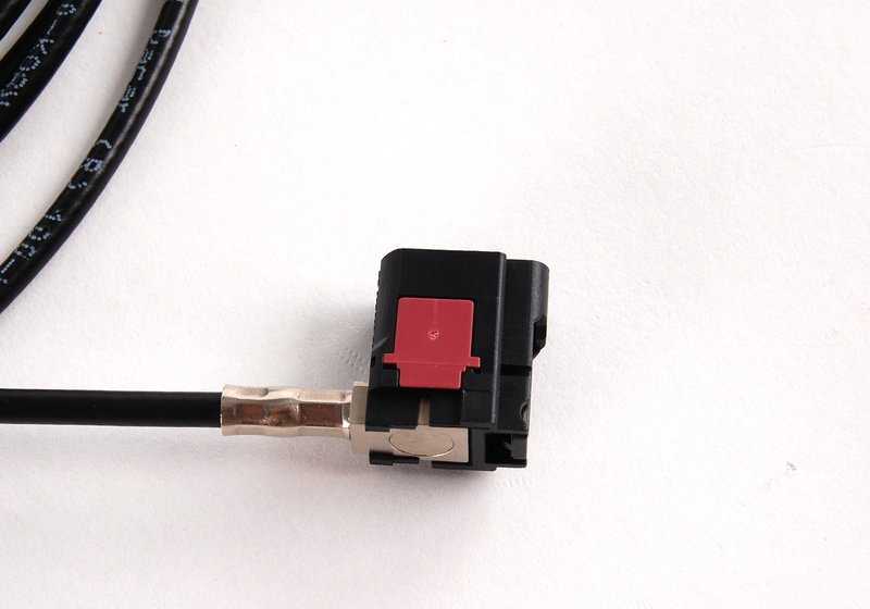 Cable de antena Diversity NG OEM 61126912488 para BMW E46. Original BMW.