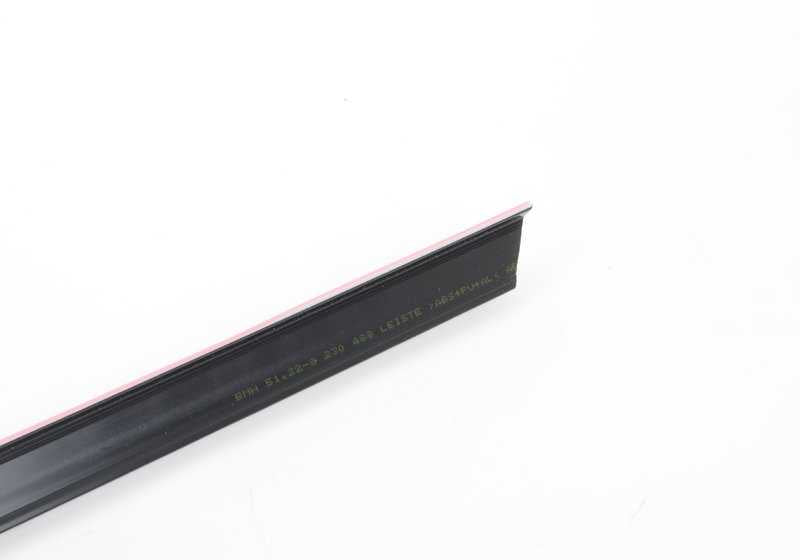 Moldura interior trasera derecha OEM 51228230488 para BMW Serie 7 (E38). Original BMW.
