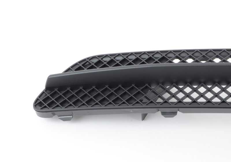 Rejilla paragolpes delantera OEM 51117263119 para BMW E82, E88, 118d, 120d, 120i. Compatible con modelos manuales y automáticos (2007-2013). Repuesto original BMW.