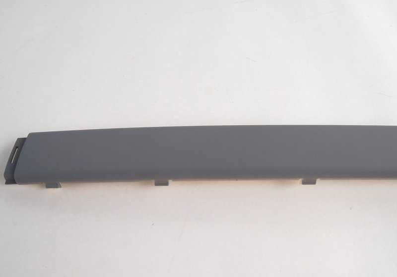 Moldura parachoques imprimada OEM 51117005985 para BMW E39. Original BMW.